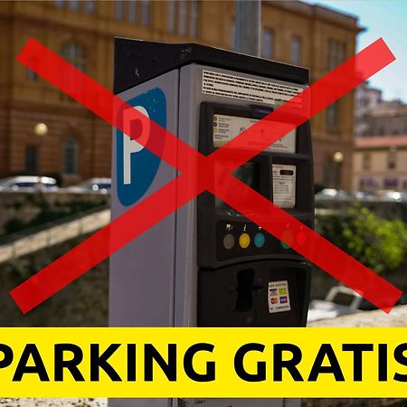 Casa Mille Baci Con Parcheggio Lägenhet Livorno Exteriör bild