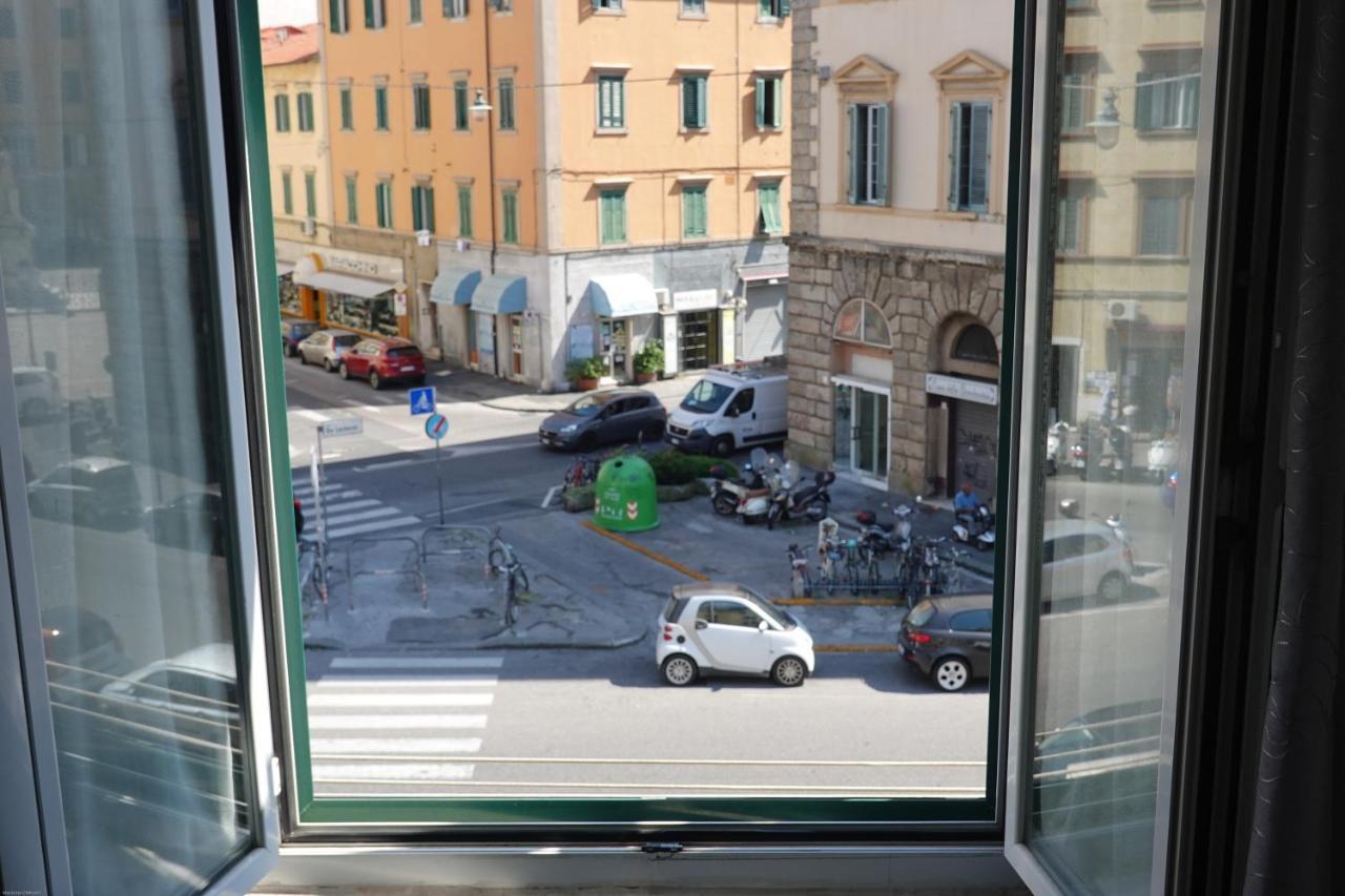 Casa Mille Baci Con Parcheggio Lägenhet Livorno Exteriör bild