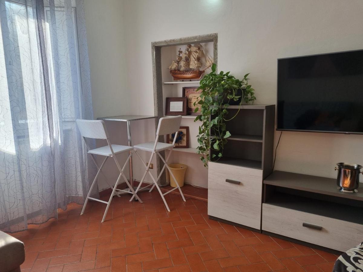 Casa Mille Baci Con Parcheggio Lägenhet Livorno Exteriör bild